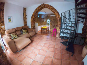 Casa de piedra en el casco antiguo de Sagunto